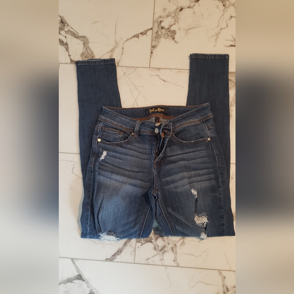 Indigo rein size 9 blue jean pants distressed